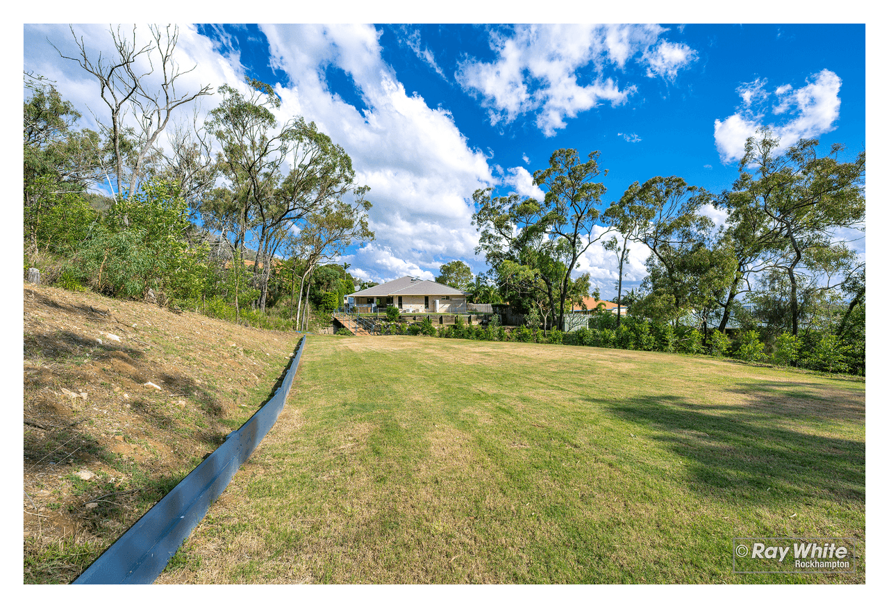 3 Riverwood Grove, NORMAN GARDENS, QLD 4701