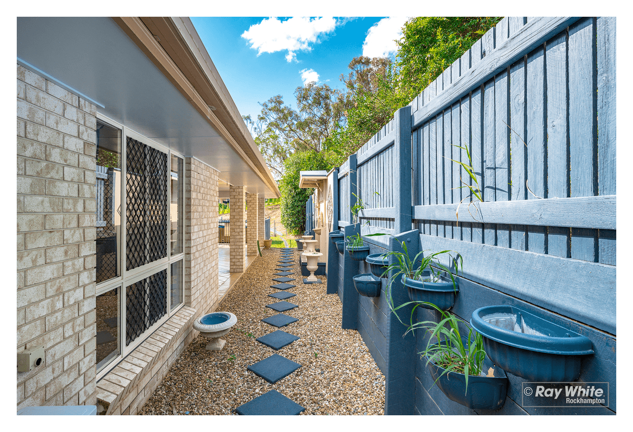 3 Riverwood Grove, NORMAN GARDENS, QLD 4701