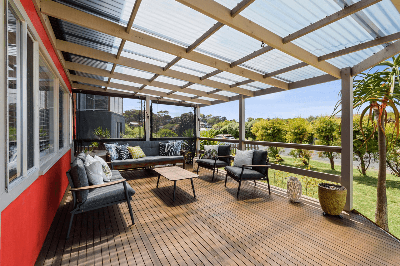 7 Coronation Drive, BROULEE, NSW 2537