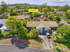 2/1 Bogart Court, OXENFORD, QLD 4210