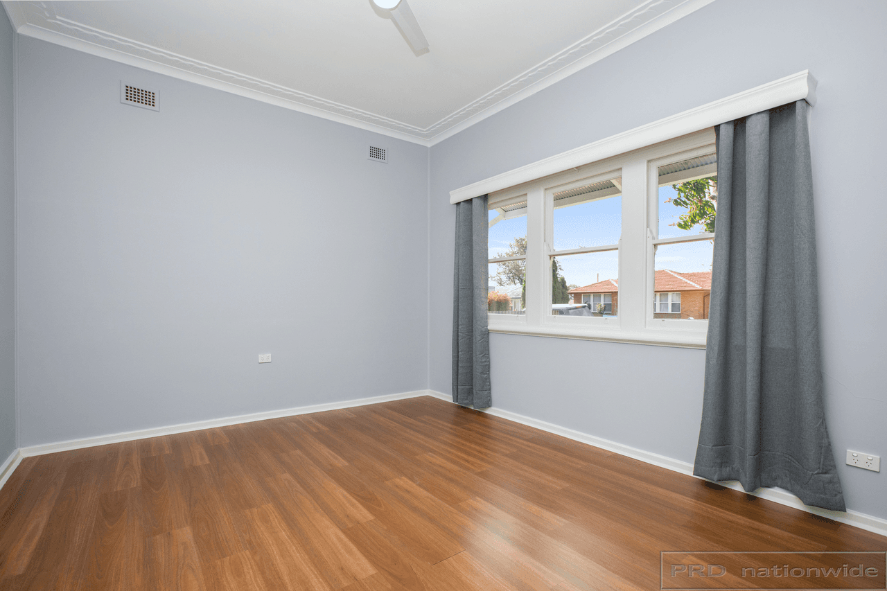 2B First Avenue, RUTHERFORD, NSW 2320