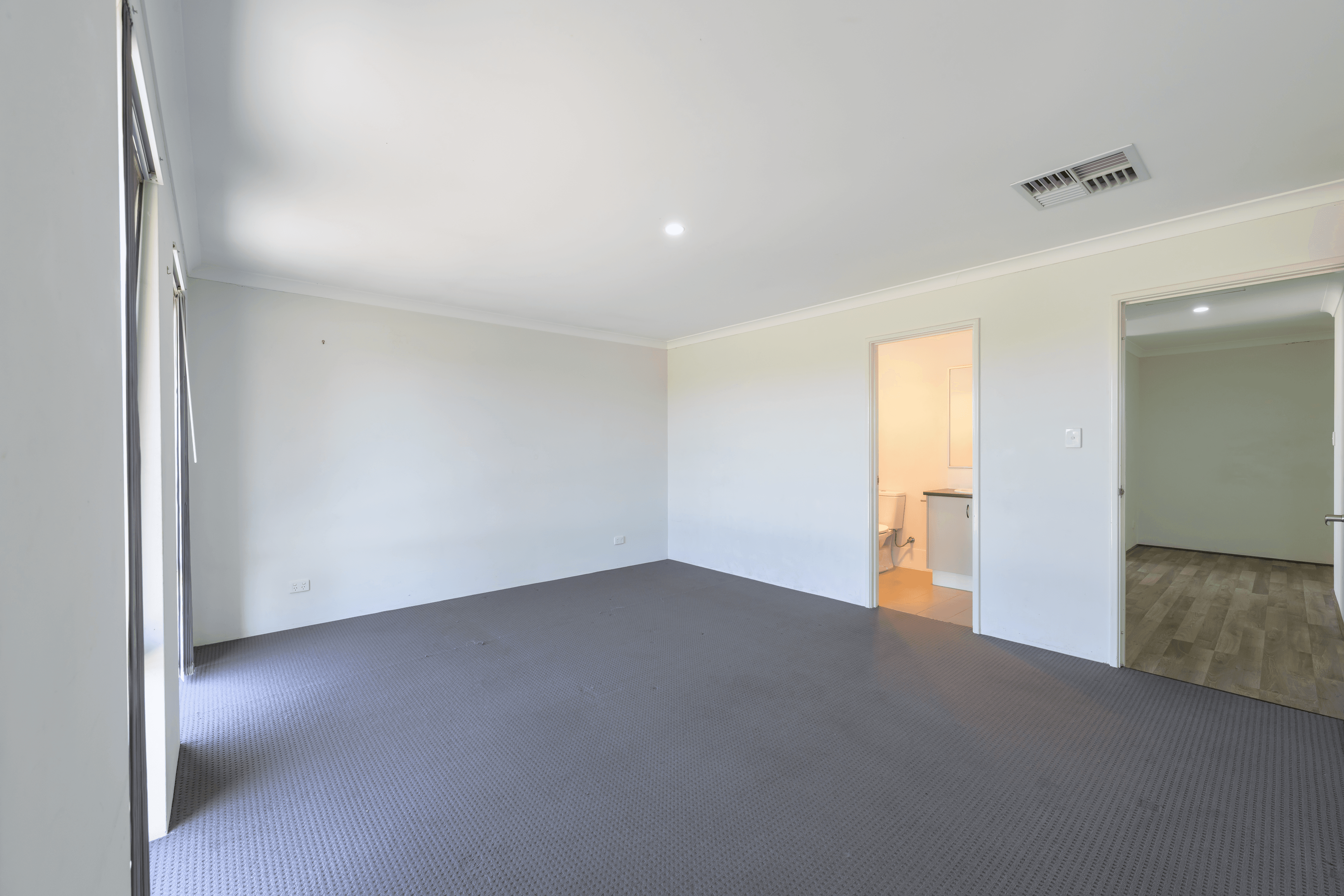 76 Yangtze Avenue, SOUTHERN RIVER, WA 6110