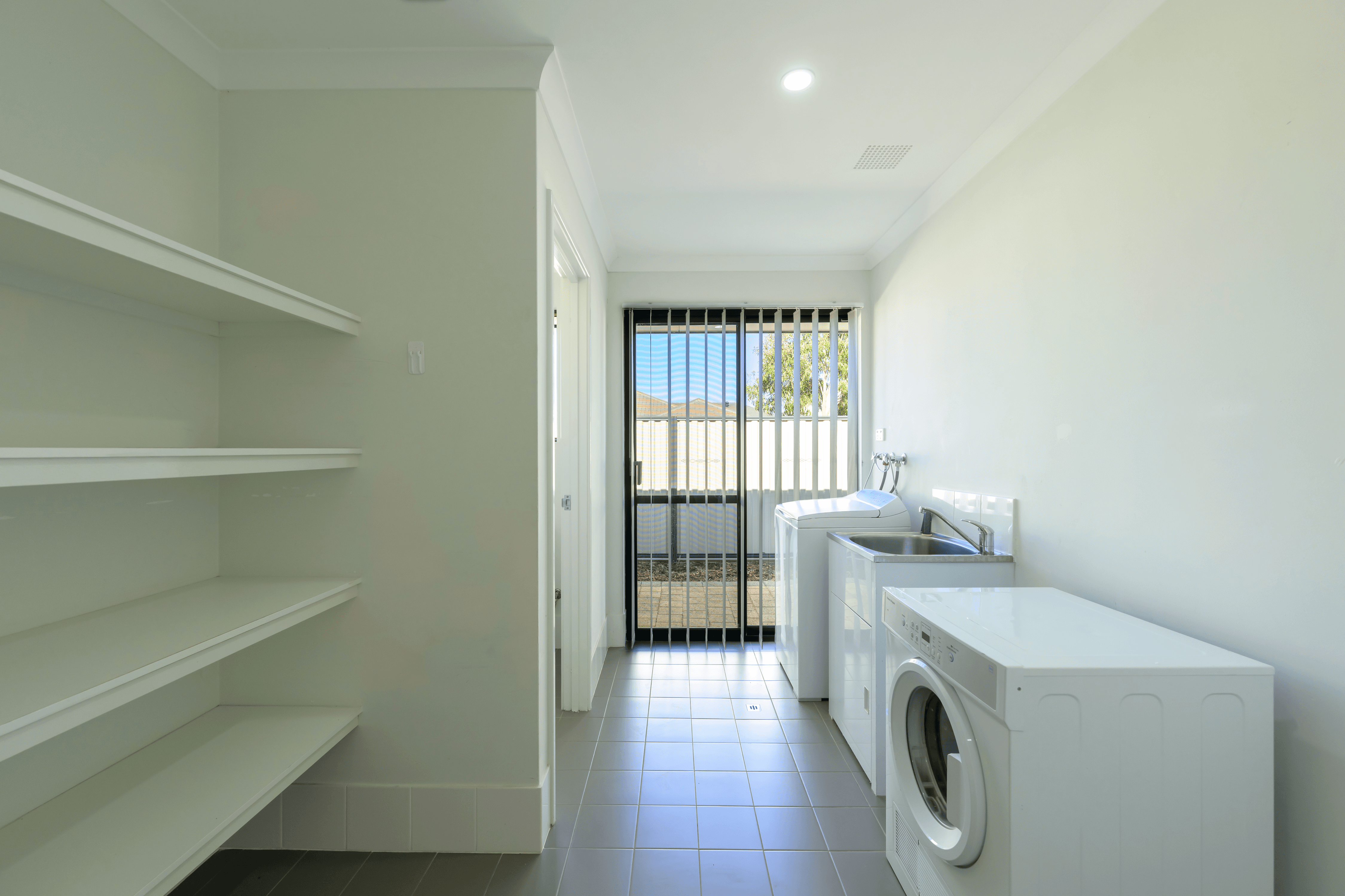 76 Yangtze Avenue, SOUTHERN RIVER, WA 6110
