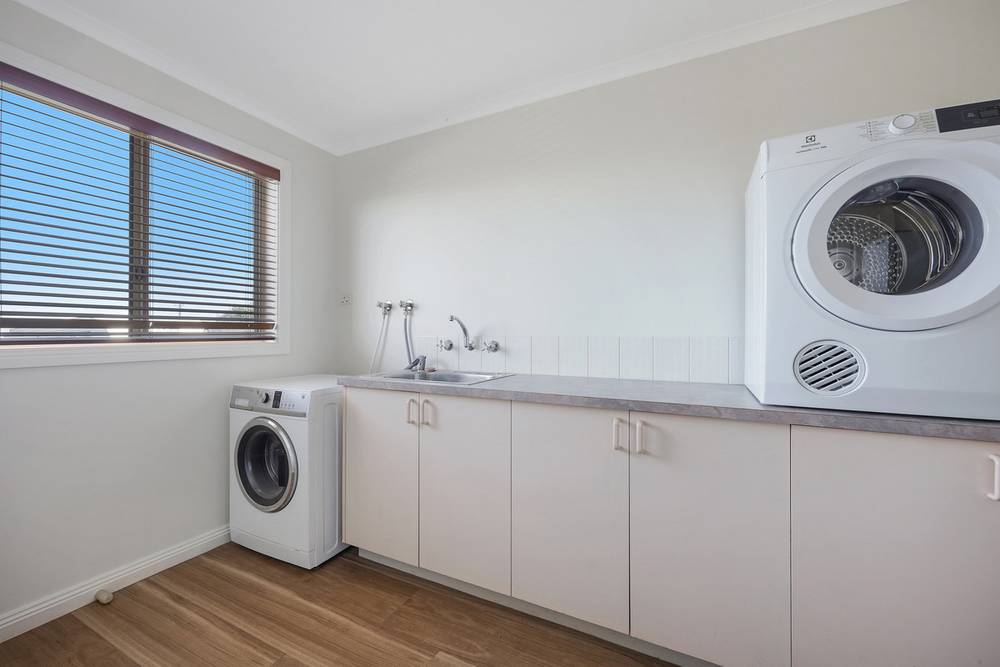 16 Rongoa Drive, Warrnambool, VIC 3280