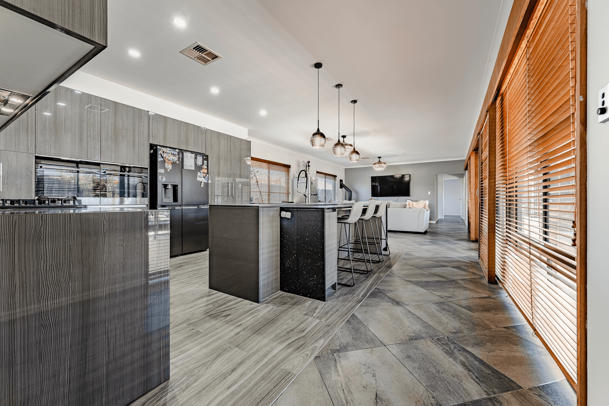 19 Tranquility Way, Halls Head, WA 6210