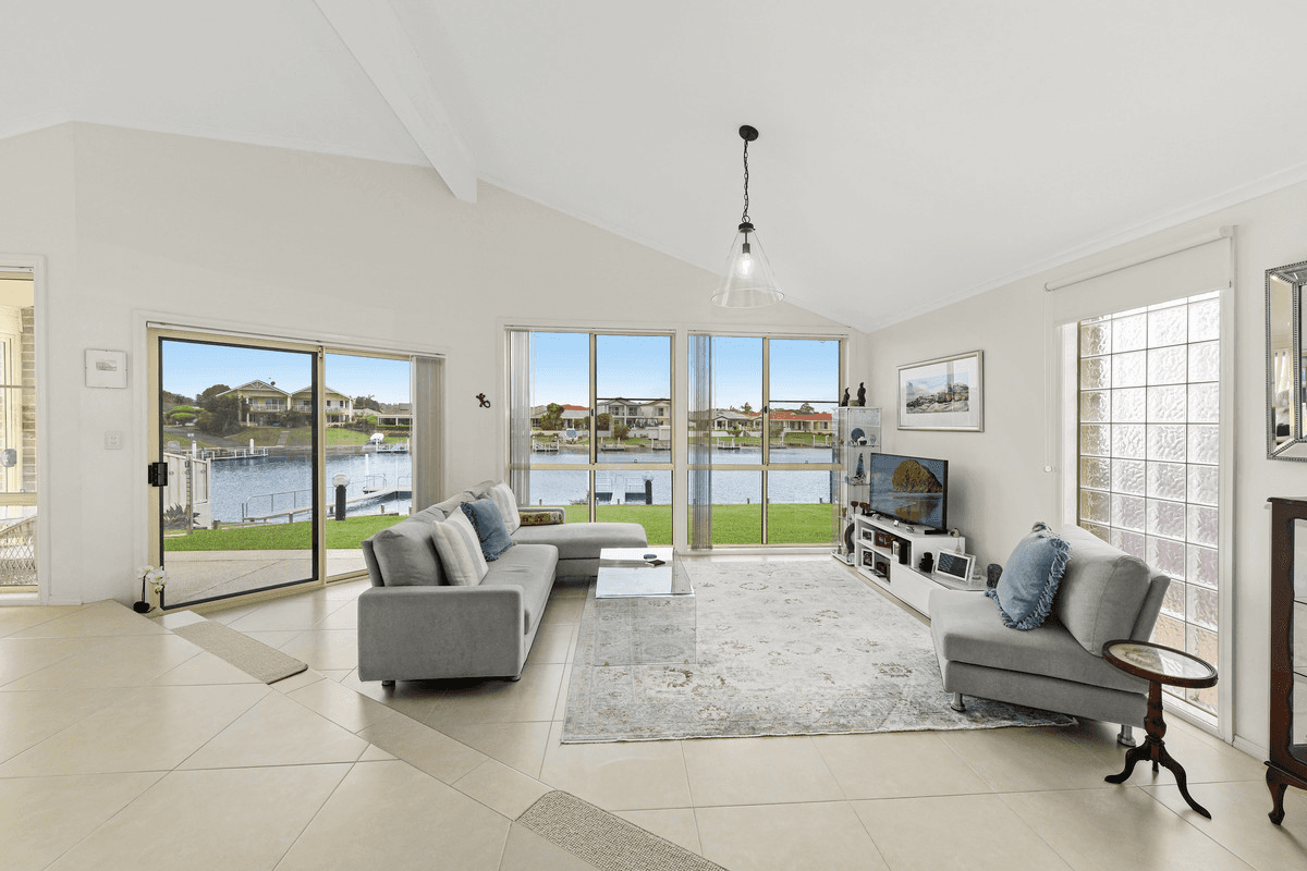 152 River Park Road, Port Macquarie, NSW 2444