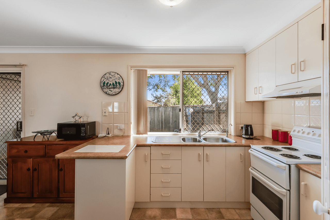 4/1 Cox Street, WILSONTON, QLD 4350