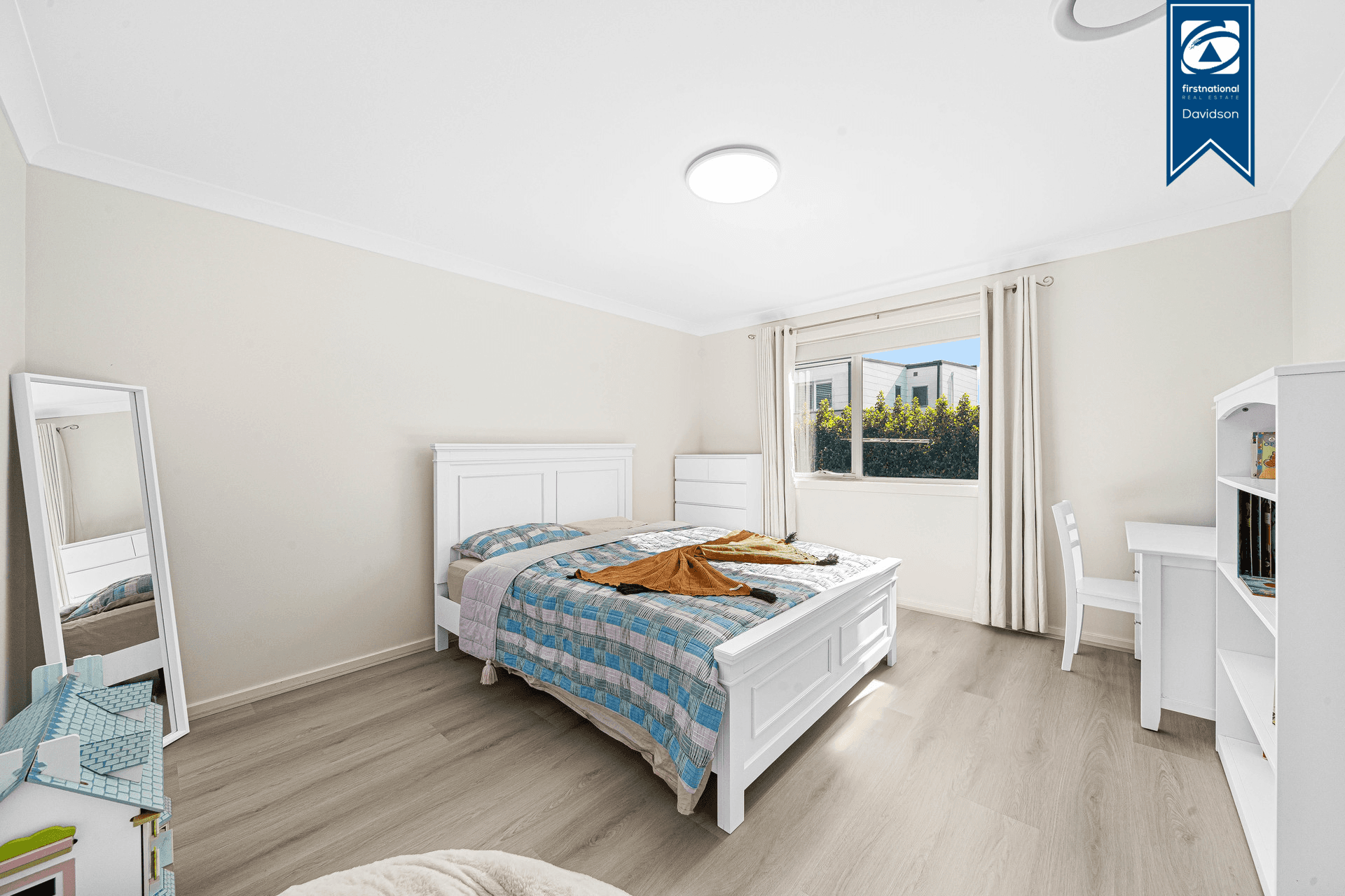 2 Boniwell Road, Moorebank, NSW 2170