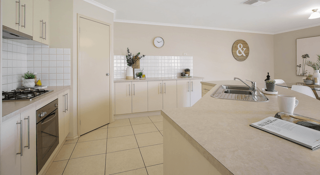 11 Chafia Place, SPRINGDALE HEIGHTS, NSW 2641