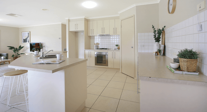 11 Chafia Place, SPRINGDALE HEIGHTS, NSW 2641