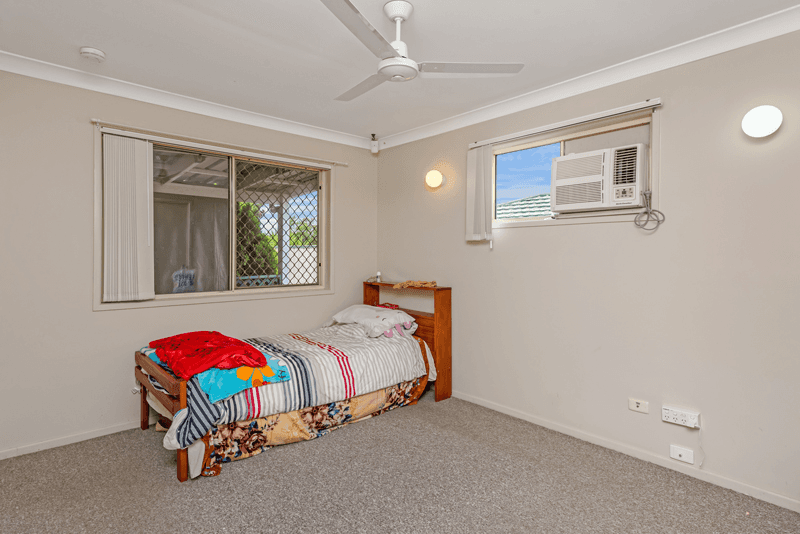 56 Hakari Street, CRESTMEAD, QLD 4132