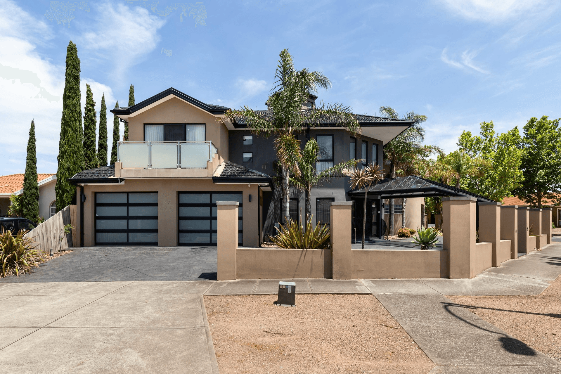 17 Palmerston Crescent, Taylors Lakes, VIC 3038