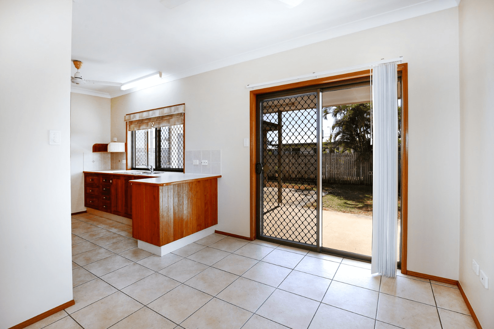 2 Jacobsen Court, ANNANDALE, QLD 4814