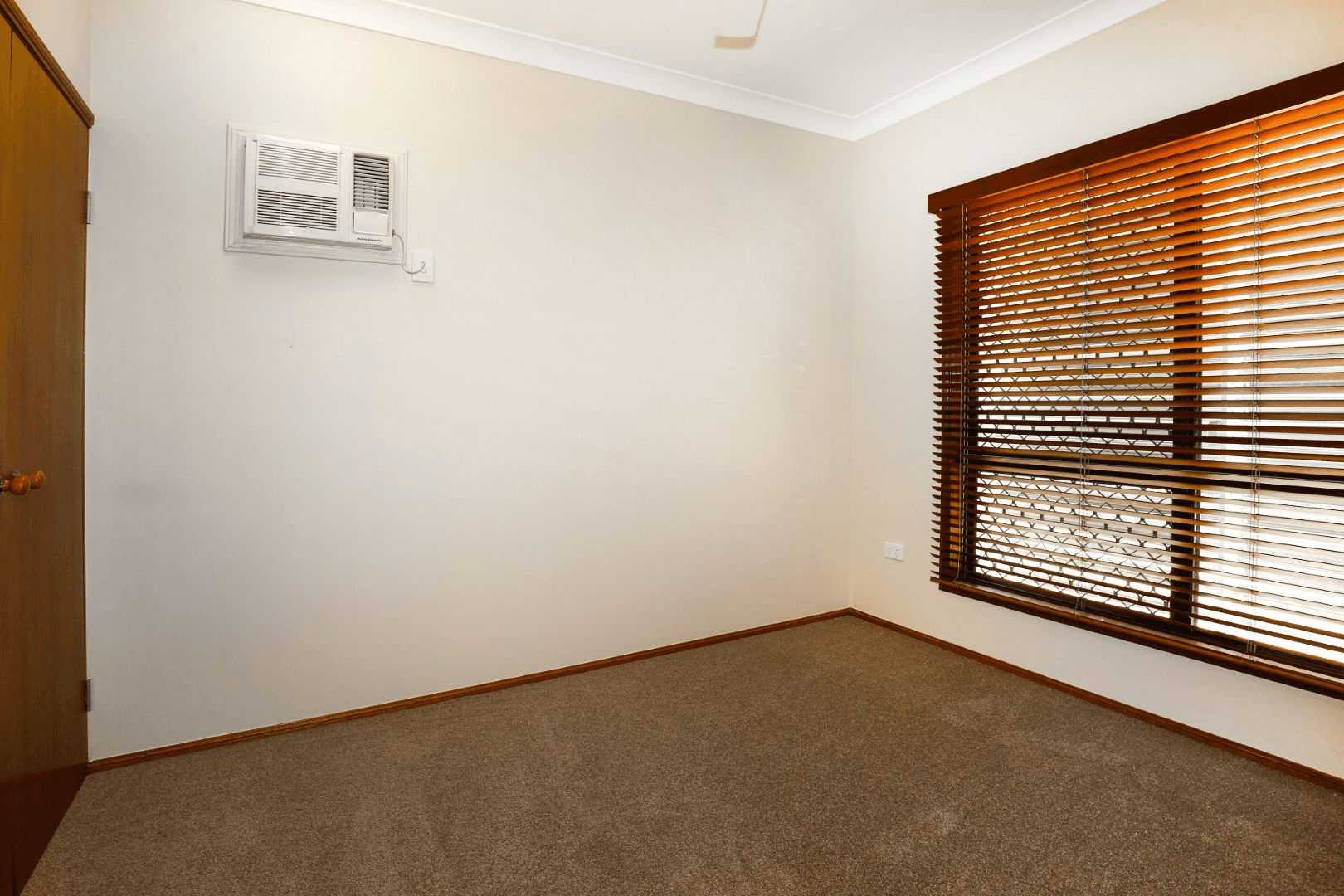 2 Jacobsen Court, ANNANDALE, QLD 4814