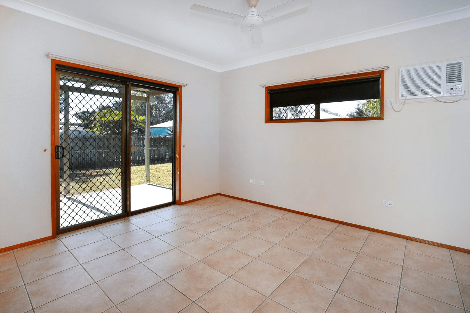 2 Jacobsen Court, ANNANDALE, QLD 4814