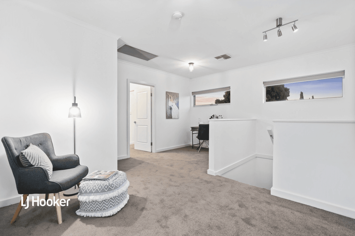 39 Harvey Circuit, MAWSON LAKES, SA 5095