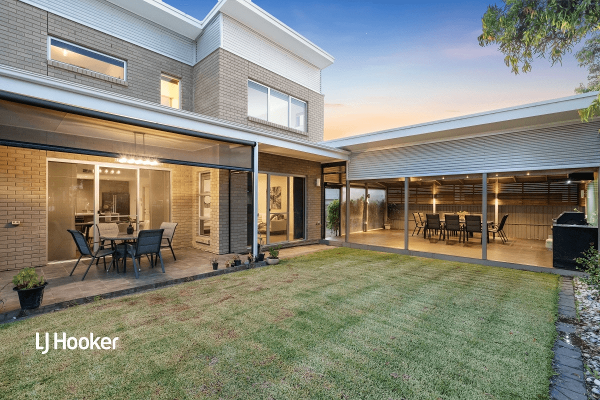 39 Harvey Circuit, MAWSON LAKES, SA 5095