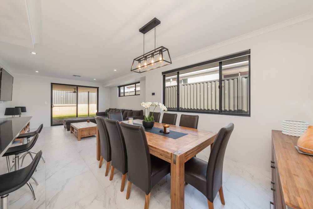 12 Coronado Way, Madora Bay, WA 6210