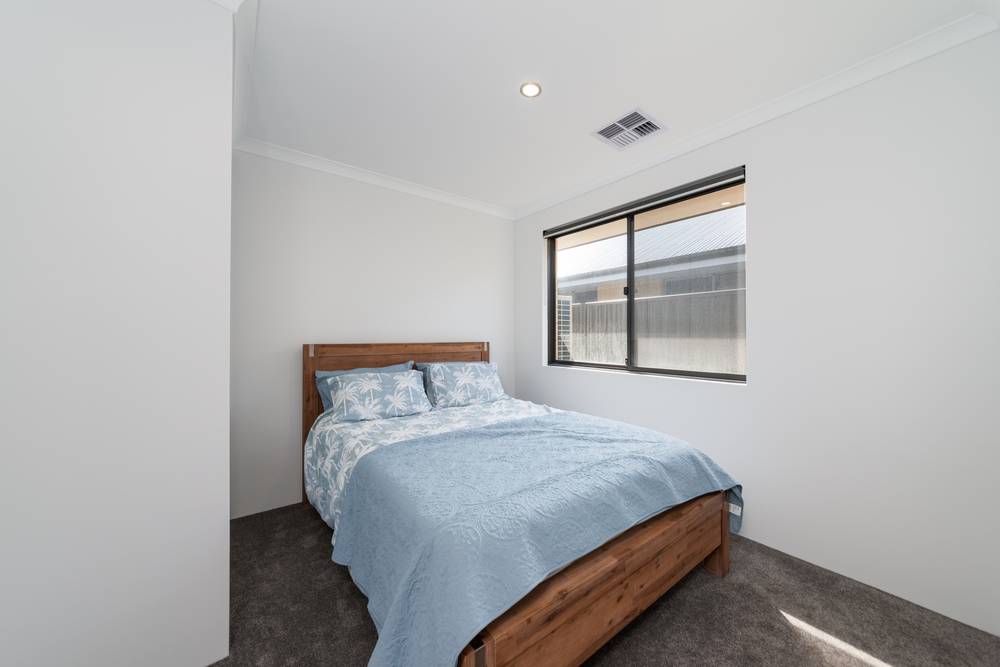 12 Coronado Way, Madora Bay, WA 6210