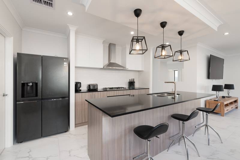 12 Coronado Way, Madora Bay, WA 6210