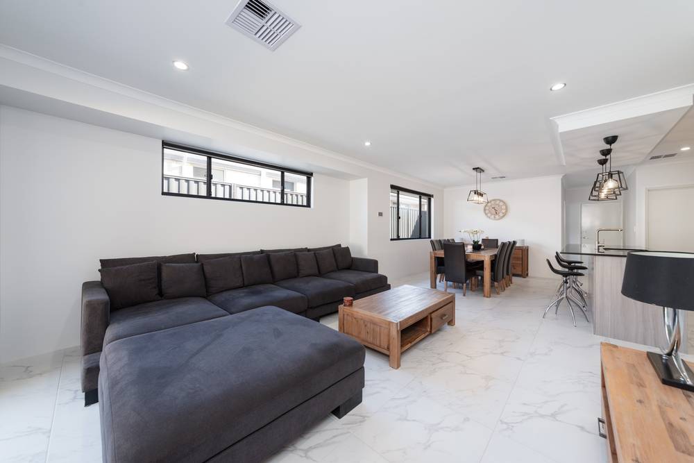 12 Coronado Way, Madora Bay, WA 6210