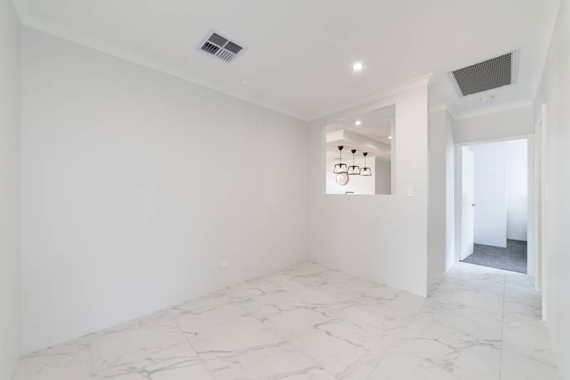 12 Coronado Way, Madora Bay, WA 6210