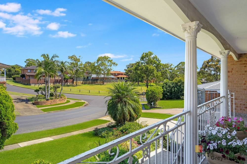4 Poinciana Parade, GREYSTANES, NSW 2145