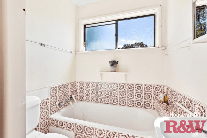 114 and 116 Barrenjoey Road, Ettalong Beach, NSW 2257