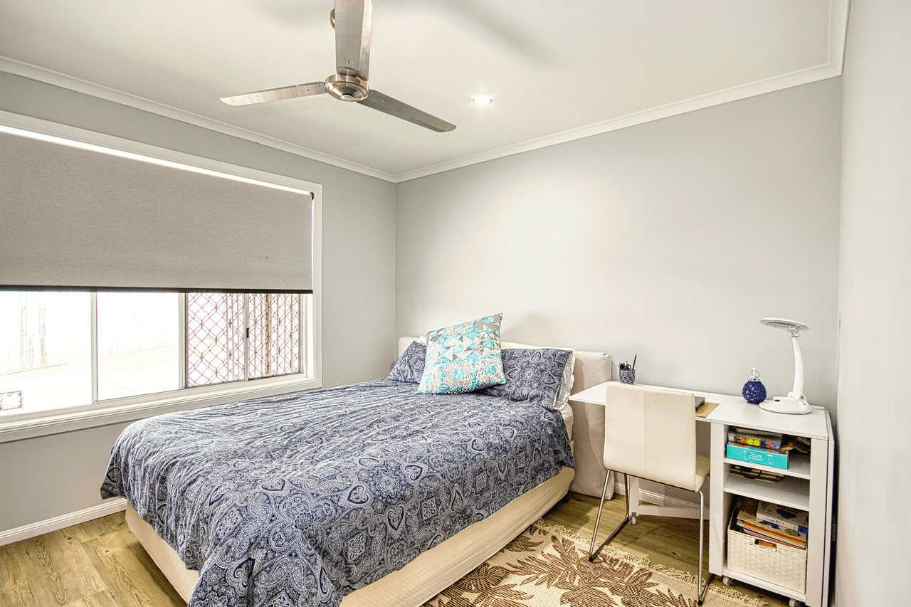 1/11 Gladys Street, LABRADOR, QLD 4215