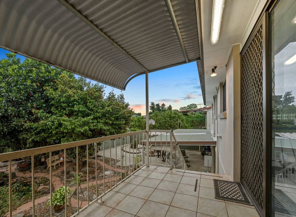 11 Aldersgate St, Oxley, QLD 4075