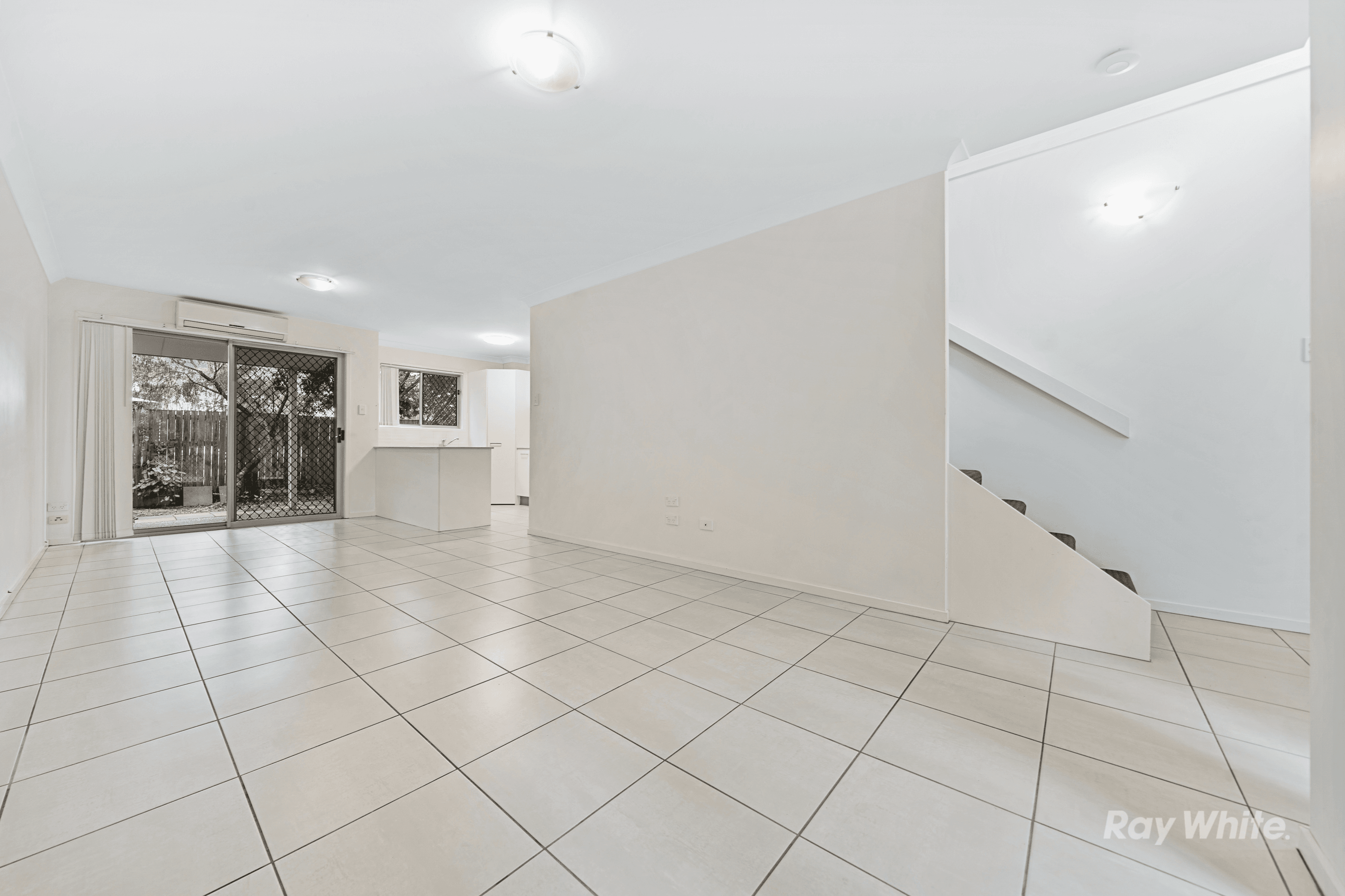 10/2-24 Macarthy Road, MARSDEN, QLD 4132