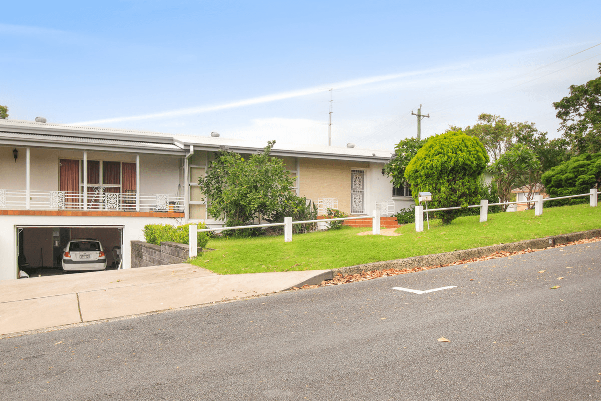 1 Andrew Avenue, Keiraville, NSW 2500