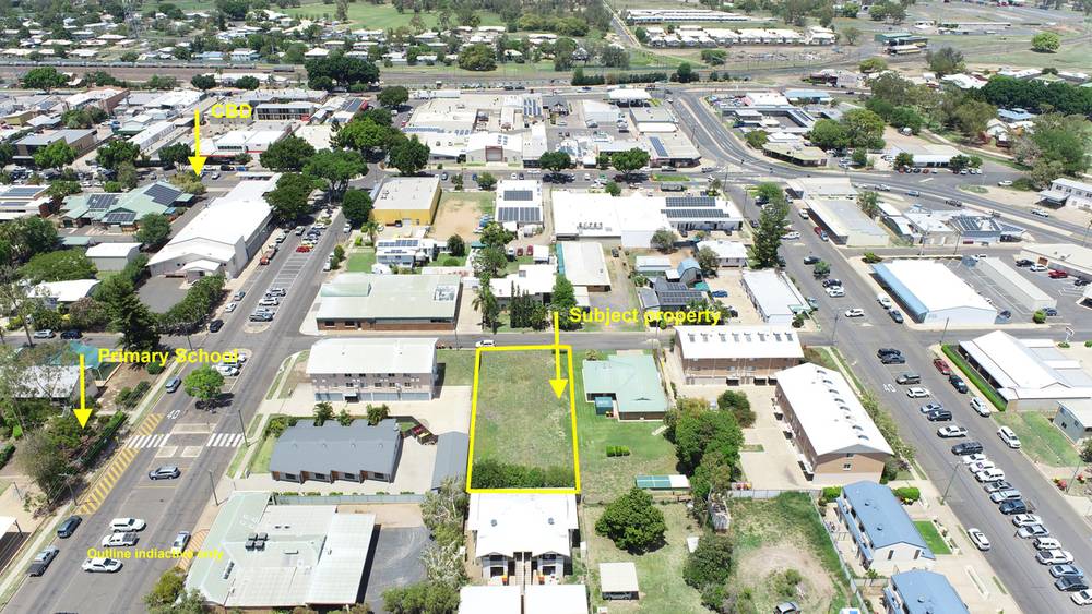 15 School Lane, EMERALD, QLD 4720