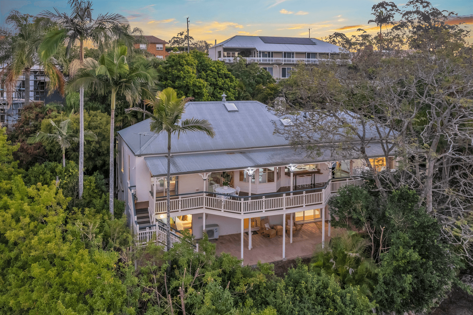 9 Maculata Drive, CHAPEL HILL, QLD 4069