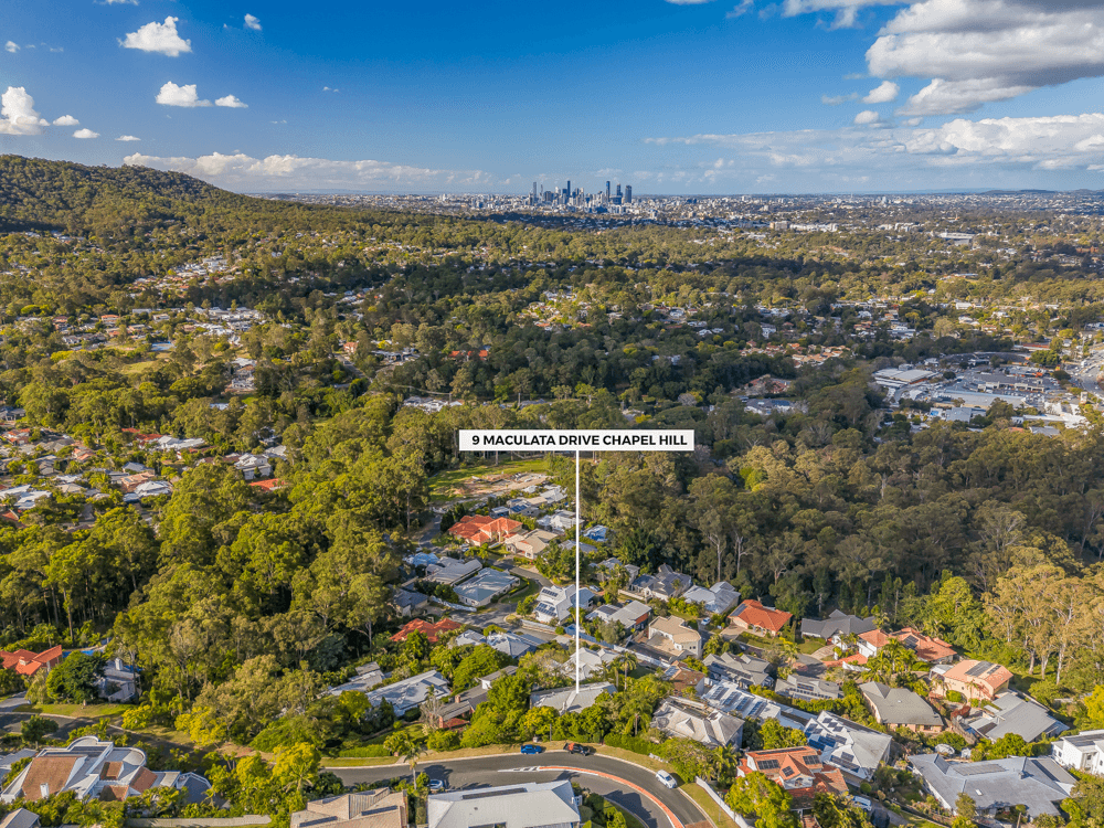 9 Maculata Drive, CHAPEL HILL, QLD 4069