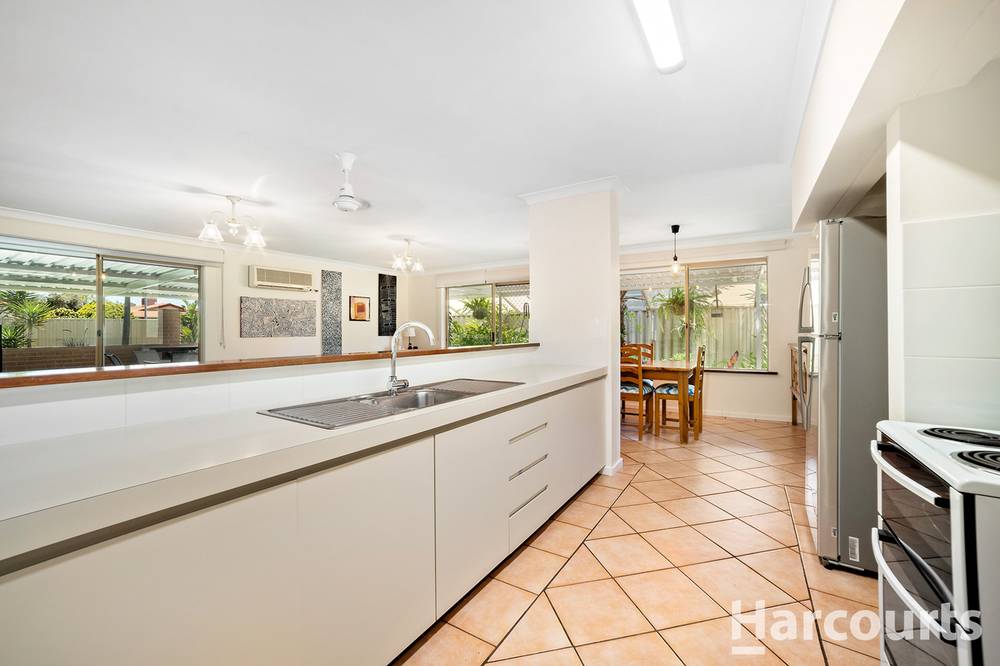1 Abbotswood Parkway, ERSKINE, WA 6210