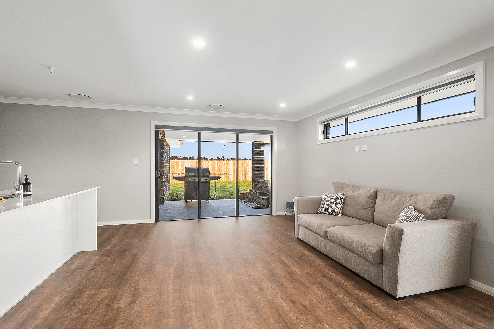27 Collins Street, MARULAN, NSW 2579