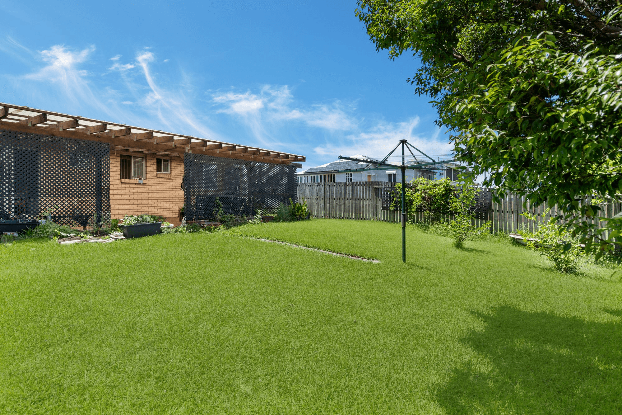 146 Barrack Road, CANNON HILL, QLD 4170