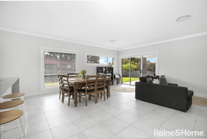 15A Lytton Road, MOSS VALE, NSW 2577