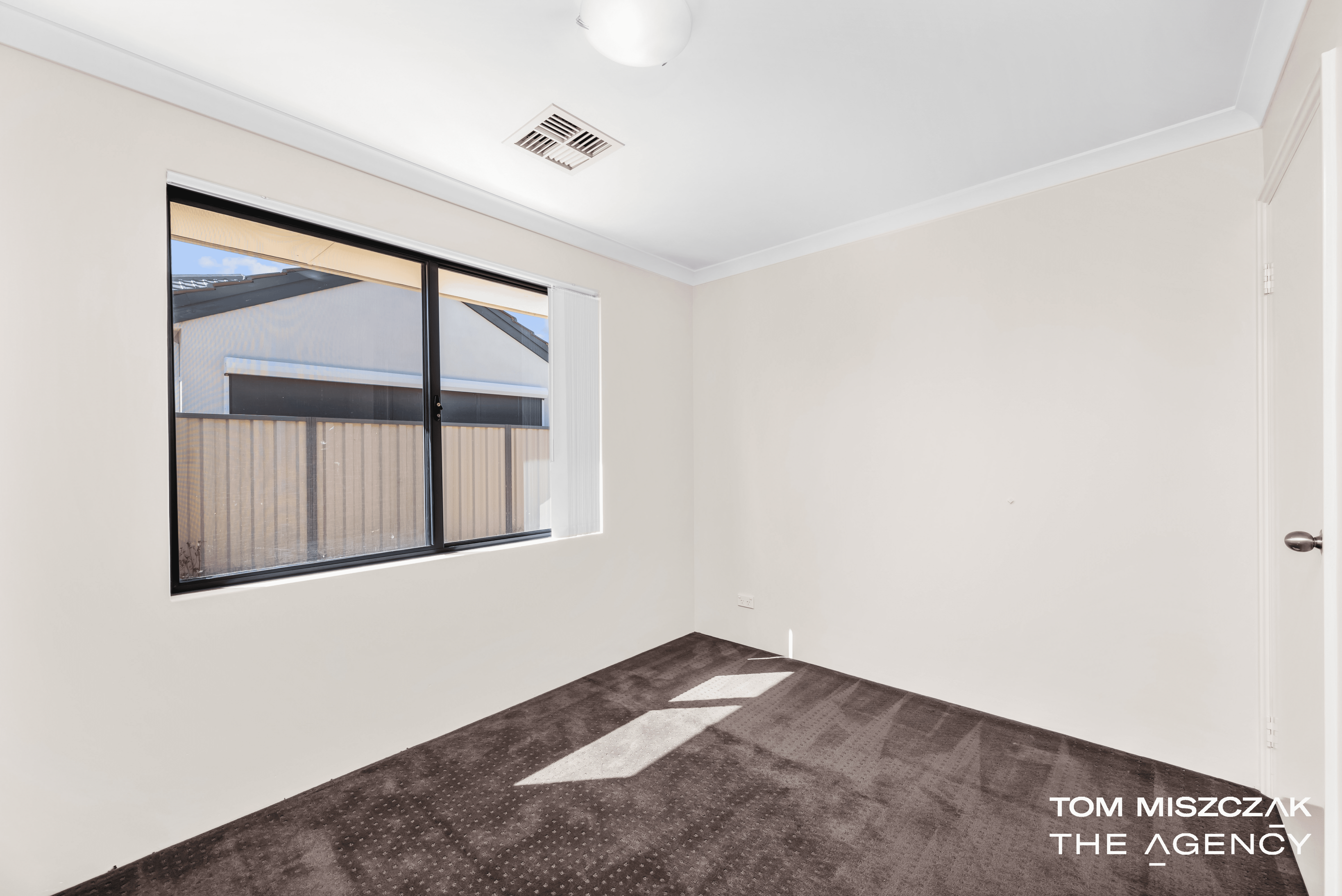 26 Tulip Way, East Cannington, WA 6107