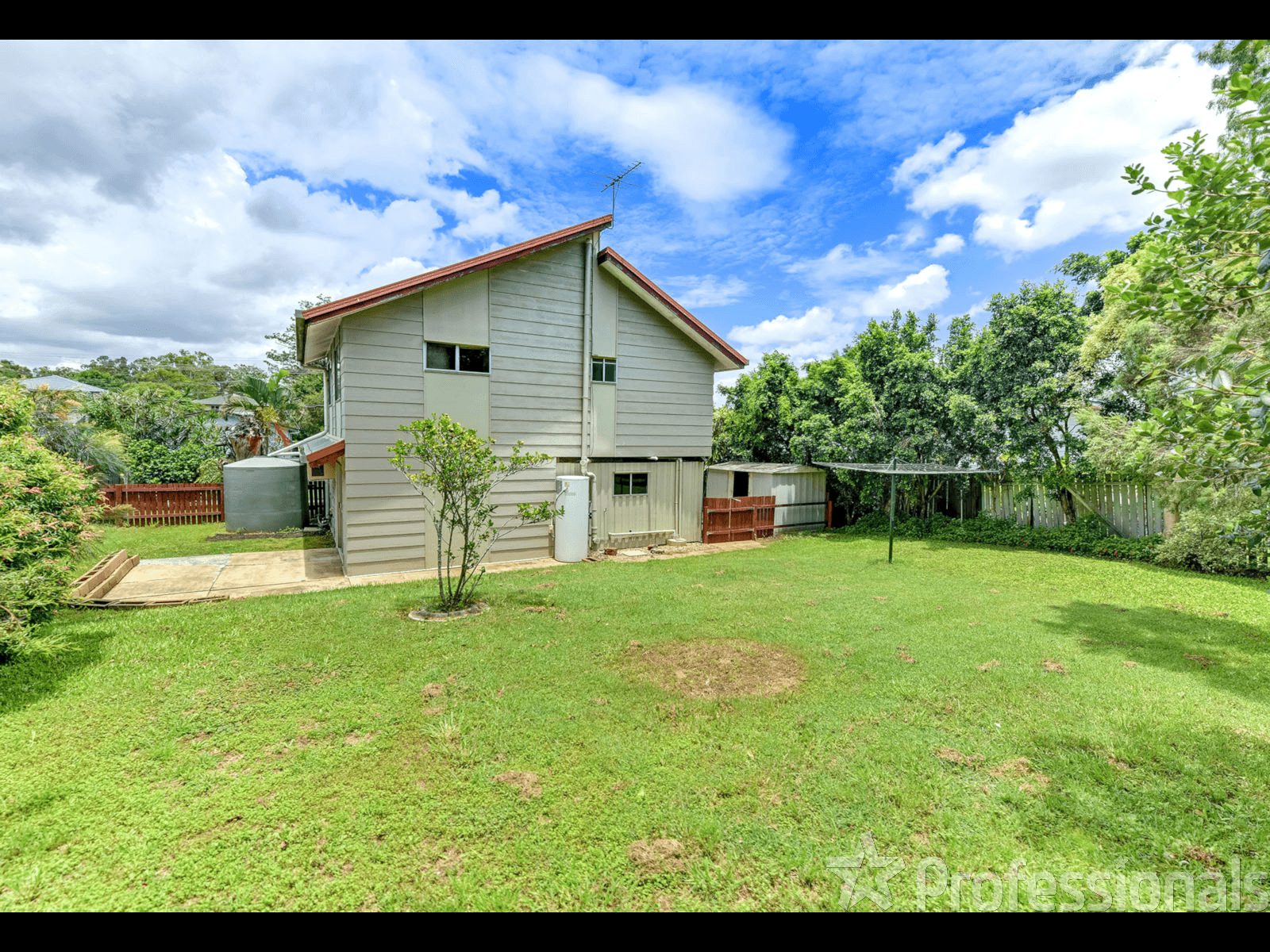 12 Cain Court, BUNDAMBA, QLD 4304