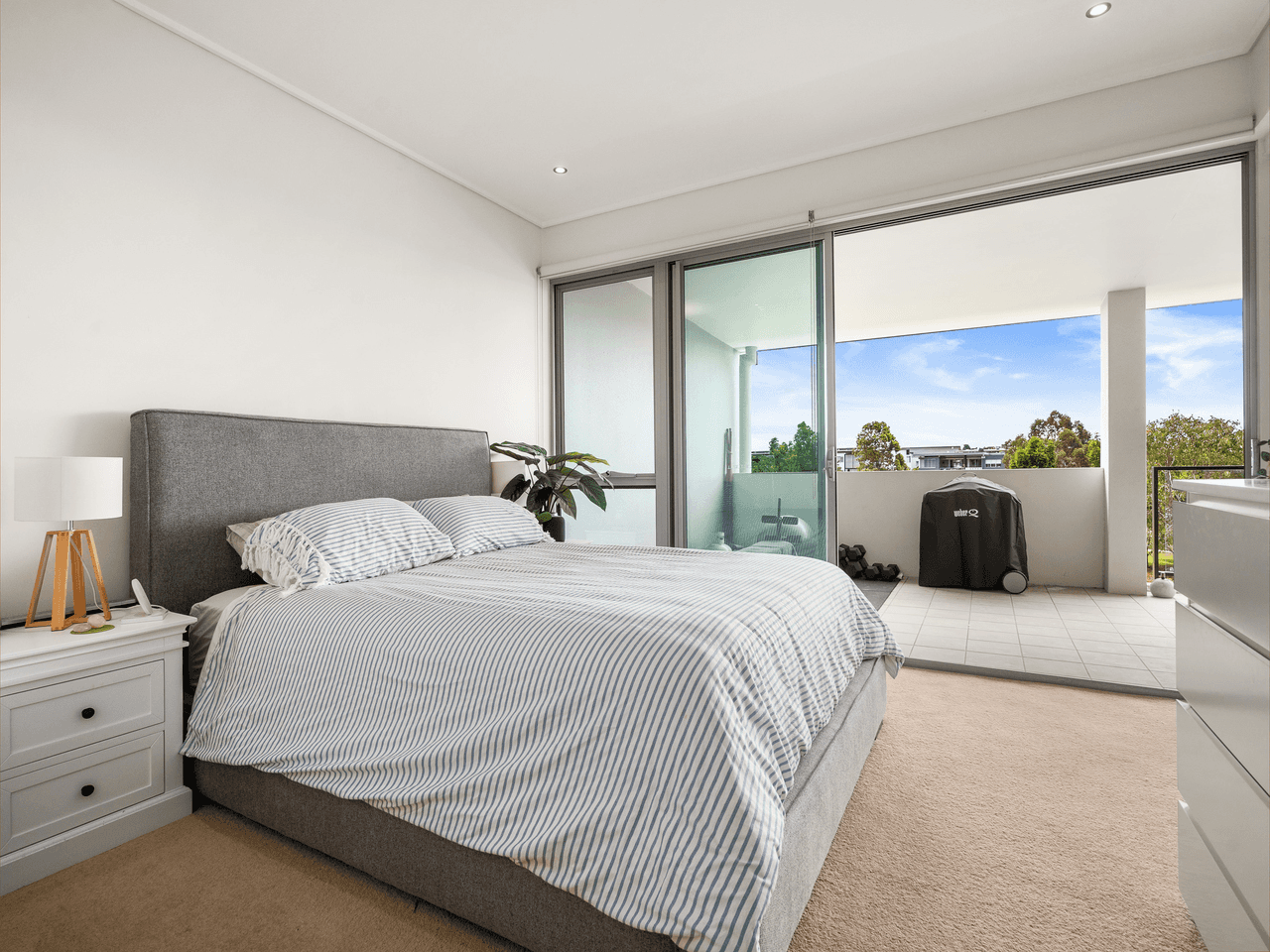 233/16 Waterline Crescent, BULIMBA, QLD 4171