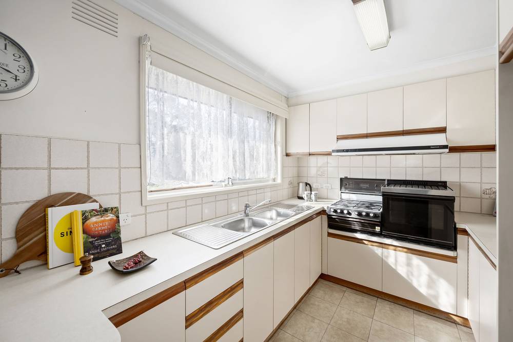 183 Carrick Drive, Gladstone Park, VIC 3043