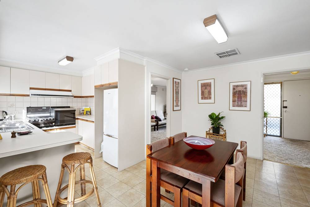 183 Carrick Drive, Gladstone Park, VIC 3043