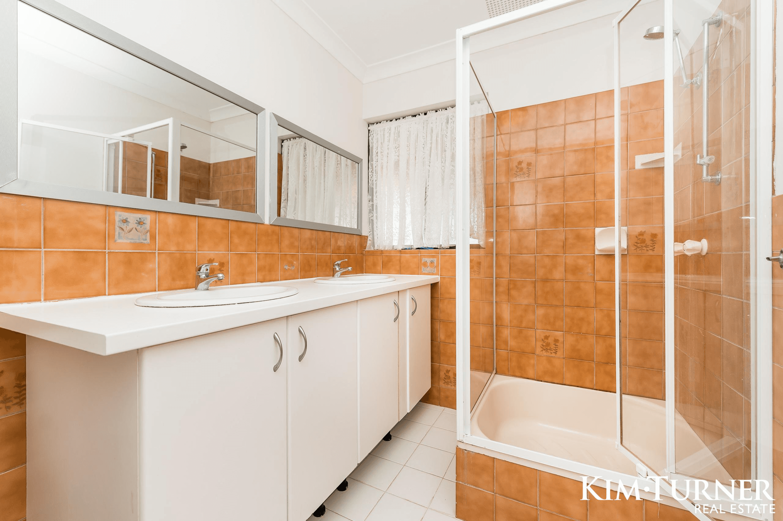 54 Lilian Road, MAIDA VALE, WA 6057