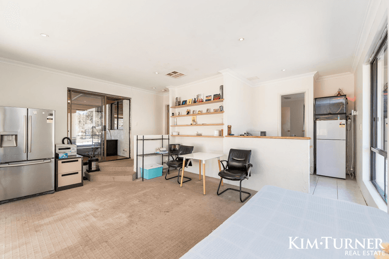 54 Lilian Road, MAIDA VALE, WA 6057