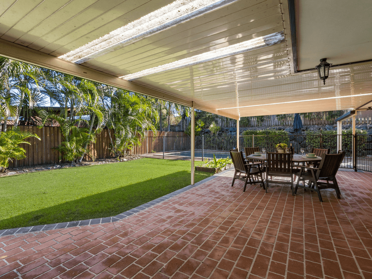 16 Granya Court, PACIFIC PINES, QLD 4211