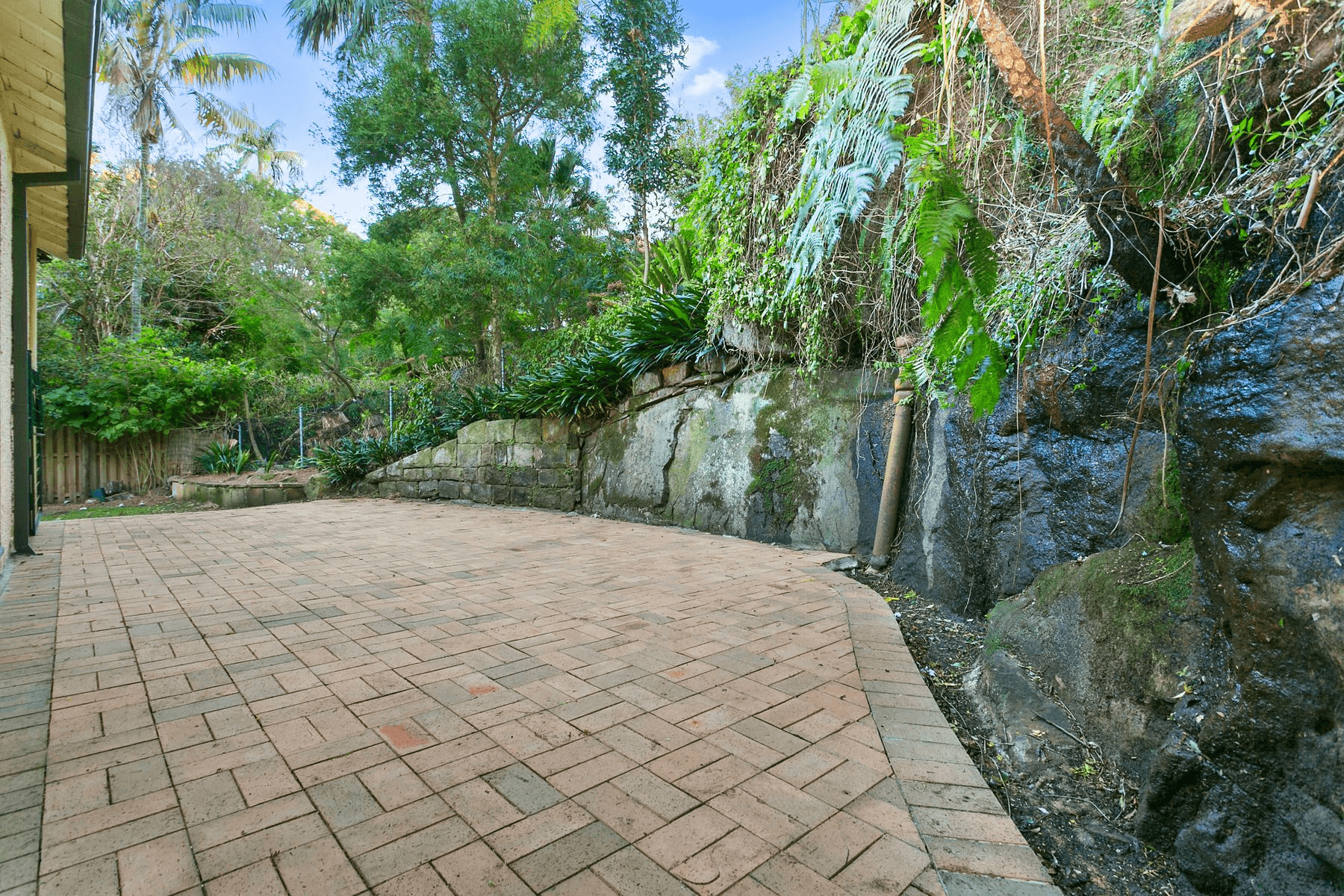 19 GLENFERRIE AVENUE (Access via Iredale Ave), CREMORNE POINT, NSW 2090