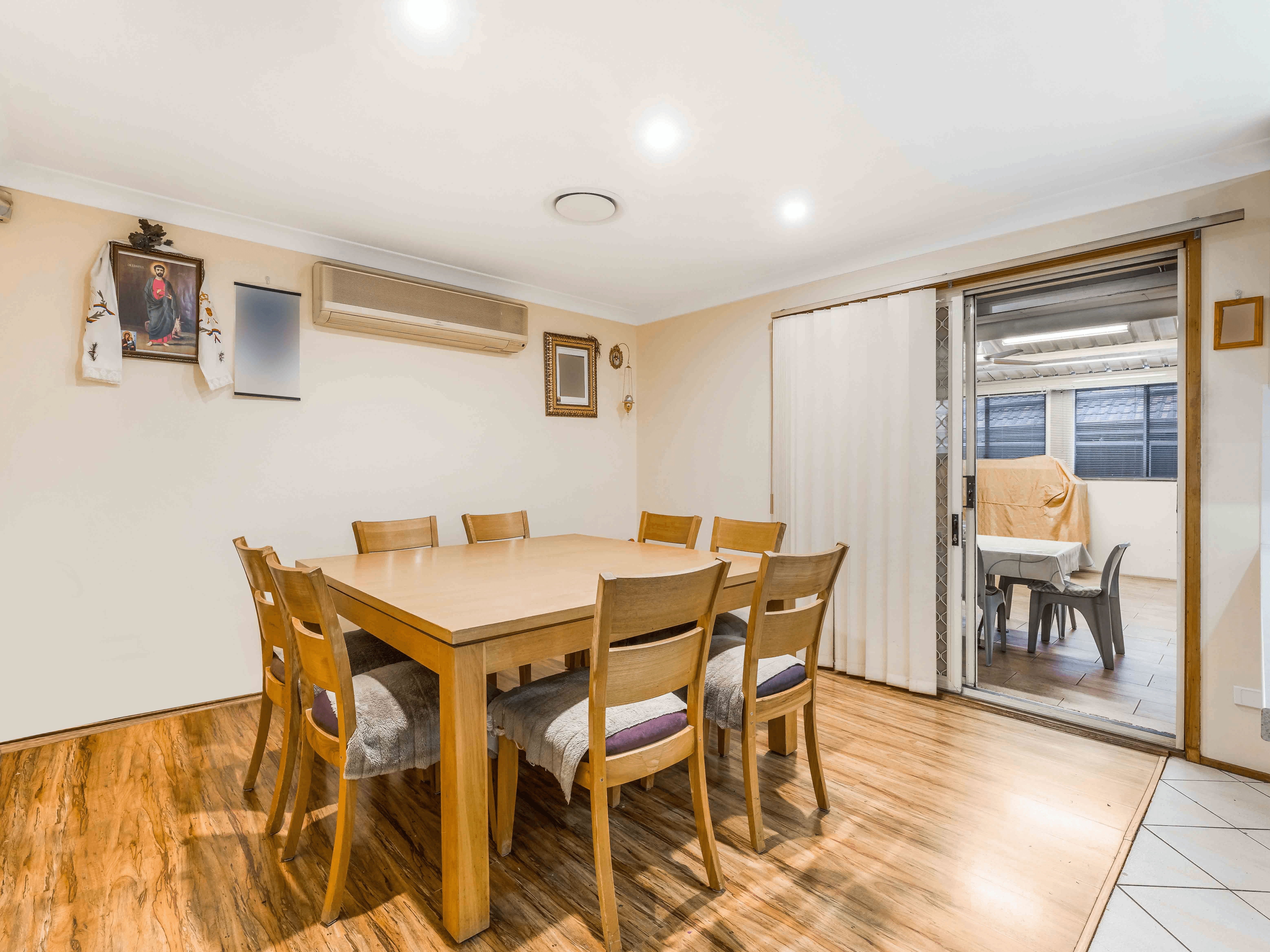 33 Harrier Avenue, GREEN VALLEY, NSW 2168