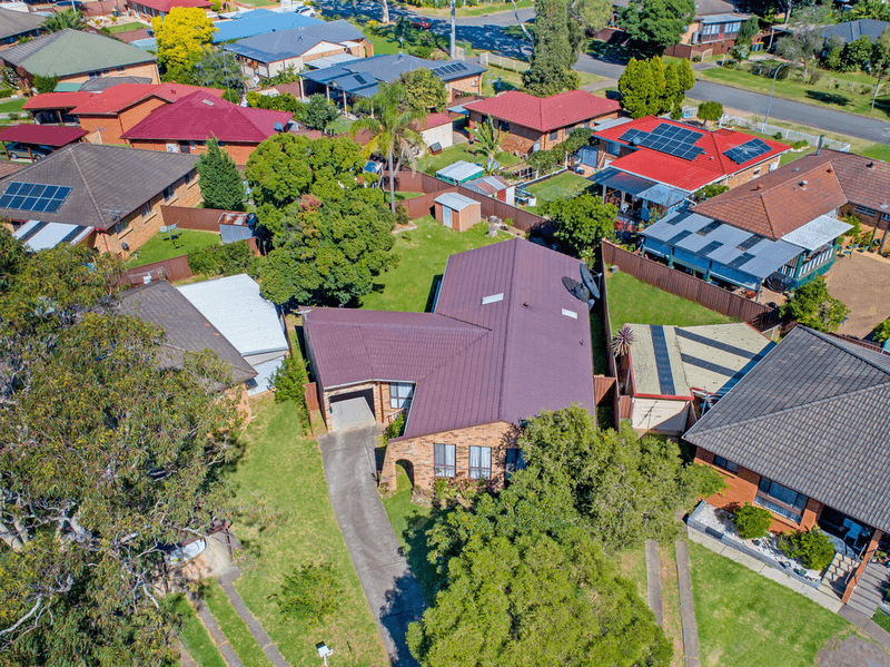 17 Groundsel Avenue, MACQUARIE FIELDS, NSW 2564